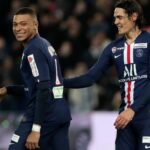 Cavani staying at PSG this season; Rennes signs Nzonzi